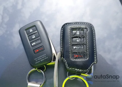 2021 Lexus Nx 300 z USA, uszkodzony, nr VIN JTJDARDZ8M2240786